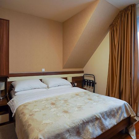 Hotel Degenija Seliste Dreznicko Ngoại thất bức ảnh